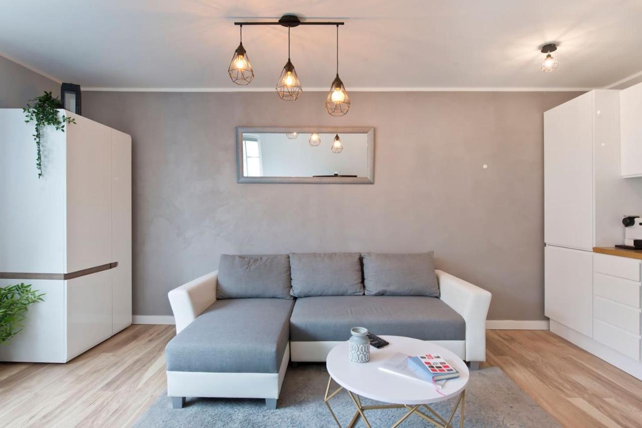 Stay Hip In Vibrant Centrally Located Apartment In Old Town กดัญสก์ ภายนอก รูปภาพ